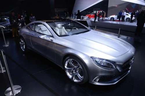 Mercedes sẽ sản xuất S-Class Coupe, S500 và C300 plug-in hybrid 