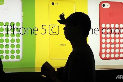 Nhẫn tâm bán con để lấy tiền mua iPhone