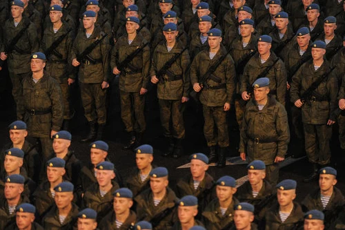 Lính dù Nga - Trung Quốc diễn tập chung ở Bắc Kinh