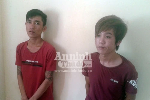 Túng tiền, hai đối tượng nghiện rủ nhau đi cướp...mũ bảo hiểm