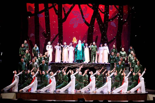 "Lá đỏ" giành Giải thưởng âm nhạc năm 2016