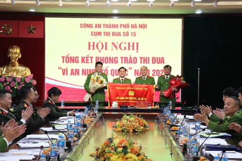 Giữ nghiêm kỷ luật, kỷ cương, không để phát sinh điểm nóng về an ninh, trật tự