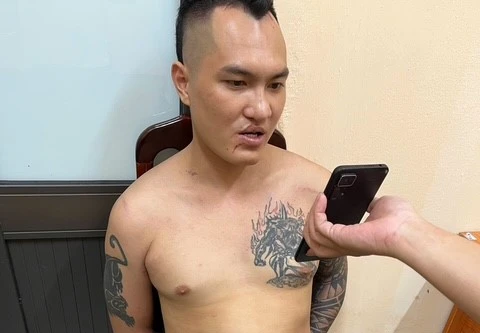 Rạng sáng, bắt 'nóng' đối tượng trốn truy nã có tiền án về tội cố ý gây thương tích