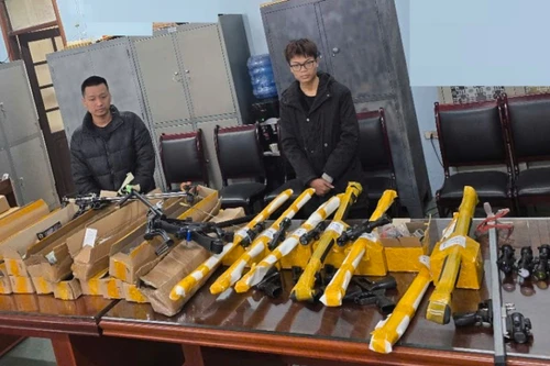 Đường dây sản xuất, vận chuyển, tàng trữ vũ khí, công cụ hỗ trợ thu lời bất chính hàng tỷ đồng