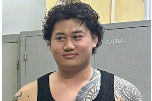 Tạm giữ hình sự huấn luyện viên thể hình tấn công Cảnh sát giao thông