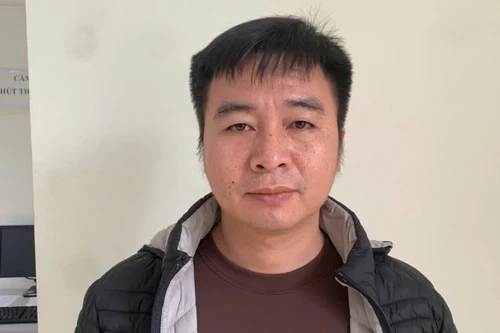 Được đặc xá, mẹ tác động con ra đầu thú sau hơn 13 năm trốn truy nã