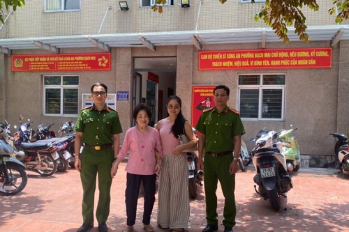 Hành động kịp thời, nhân văn của Công an phường Bạch Mai