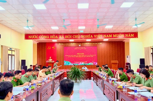 Đẩy mạnh ứng dụng công nghệ trong hoạt động của Công an xã 