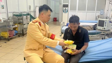 Hành động kịp thời của cán bộ chiến sỹ đội Cảnh sát giao thông số 9 