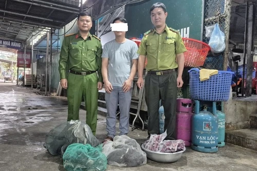 Có gì trong nhà hàng "Lê Quý - chim to dần" nổi tiếng ở Ninh Bình?