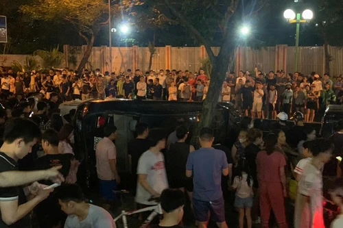 Tạm giữ tài xế xe ô tô trong vụ tai nạn giao thông liên hoàn ở phường Dương Nội