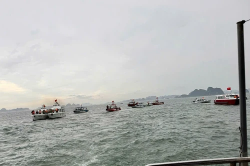 Công an tỉnh Quảng Ninh thông tin ban đầu về vụ đắm tàu trên vịnh Hạ Long 