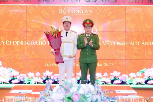 Đại tá Vũ Văn Tấn được bổ nhiệm Cục trưởng Cảnh sát quản lý hành chính về trật tự xã hội