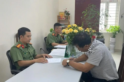 Xử lý trường hợp đăng tải thông tin sai sự thật về việc cải tạo Vườn hoa Diên Hồng - Đài phun nước Con Cóc