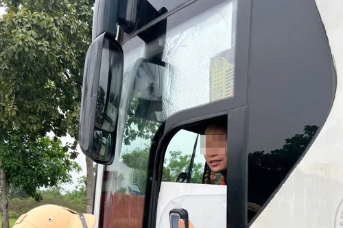 Tá hỏa nhiều tài xế xe khách chở công nhân vi phạm nồng độ cồn