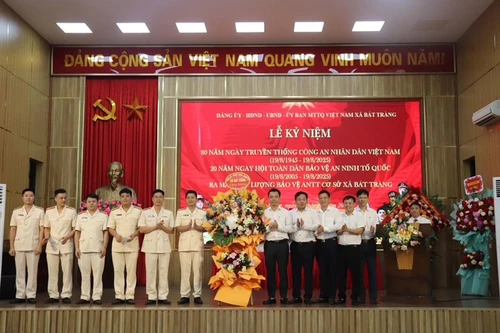 Tôn vinh những trái tim luôn thôi thúc nhịp bình yên ở Bát Tràng