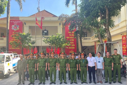 Phường Đại Mỗ ra mắt Ban Chỉ đạo 197, tập trung xử lý vi phạm trật tự giao thông - đô thị 