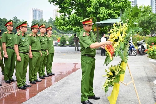 Hoạt động ý nghĩa của cán bộ, chiến sỹ Trại tạm giam số 2