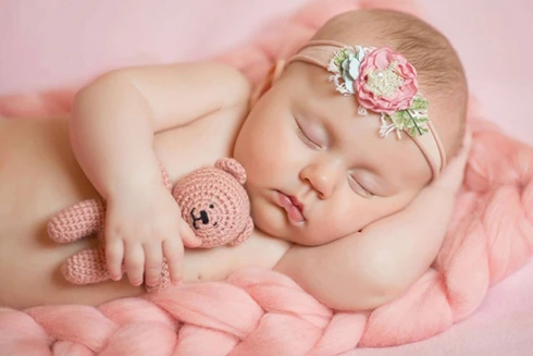 Học ngay bí quyết chăm sóc trẻ sơ sinh trong mùa lạnh