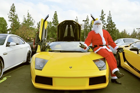 [ẢNH] Bóc giá quà Giáng sinh của Sao Hollywood để đo "độ chịu chơi"