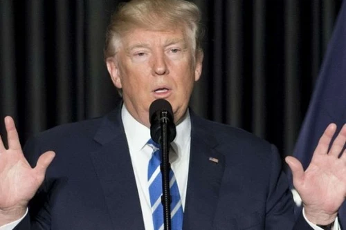  Tổng thống Donald Trump đề xuất tăng ngân sách quốc phòng