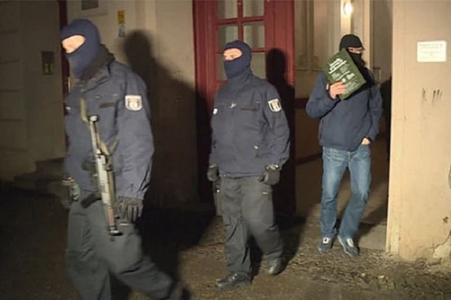 Đức bắt 3 nghi can liên quan tới IS