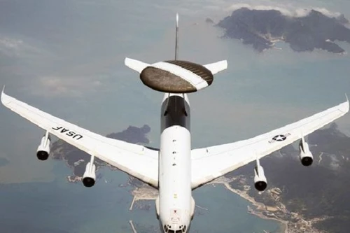 Mỹ thử nghiệm thành công "lính gác trời" E-3G nâng cấp