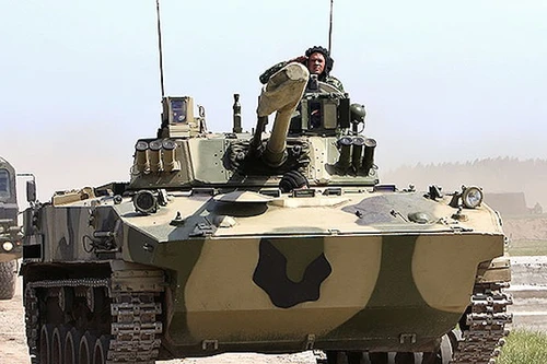 Nga hoàn tất trang bị các xe BMD-4M và Rakushka cho lính dù vào 2025