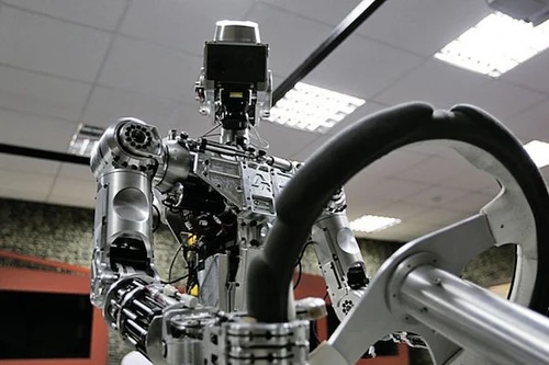 Nga đang phát triển "rô-bốt sát thủ" hình người 