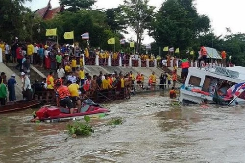 Thái Lan: Chìm tàu du lịch, 18 người thiệt mạng