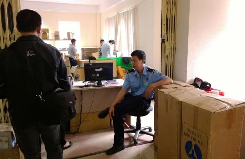 Lượng lớn sản phẩm mập mờ của công ty Cùng mua