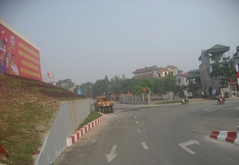 Thông xe tuyến đường huyết mạch 1,7km từ đê sông Hồng ra quốc lộ 5