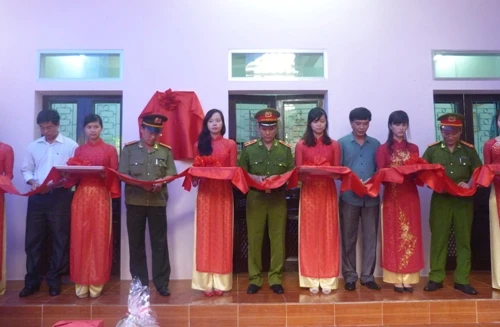 Khánh thành nhà tình nghĩa tặng gia đình liệt sỹ CAND