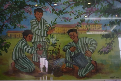 2 cuốn tự truyện của các phạm nhân xác lập kỷ lục