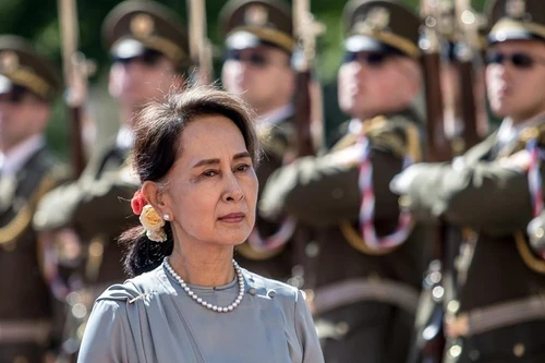 [Ảnh] Cuộc đời trầm luân của nhà lãnh đạo Myanmar Aung San Suu Kyi 