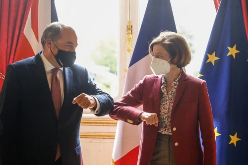 Hội nghị Bộ trưởng Quốc phòng Pháp - Anh bị hủy vào giờ chót