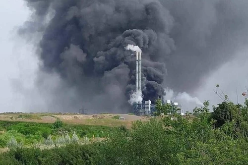 Nổ tại khu hóa chất ở Leverkusen, cảnh báo ‘cực kỳ nguy hiểm’