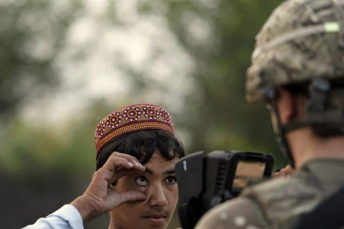 Taliban đang giữ thiết bị sinh trắc học xác định ai đã hỗ trợ liên quân