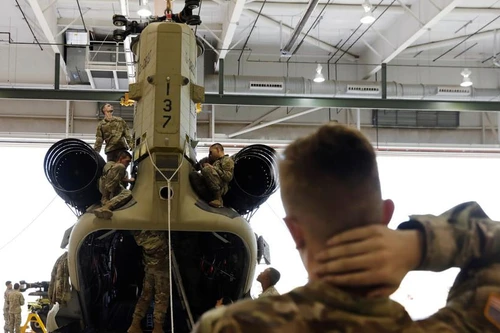 11 lính Mỹ nhập viện do uống nhầm hóa chất, tưởng là rượu