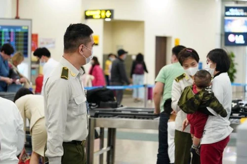 [Tin nhanh sáng 7-3-2021] Trộm đồng hồ ở Nội Bài, bị “tóm gọn” ở Cần Thơ