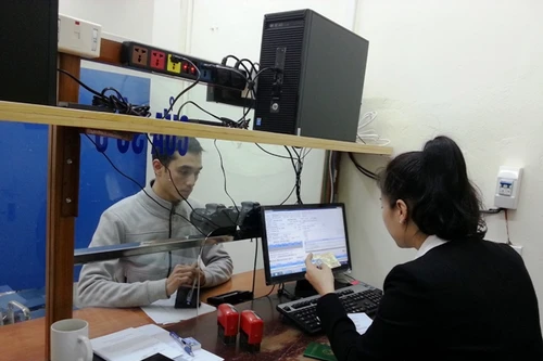 Ngày đầu Hà Nội cấp bằng lái xe quốc tế như thế nào?