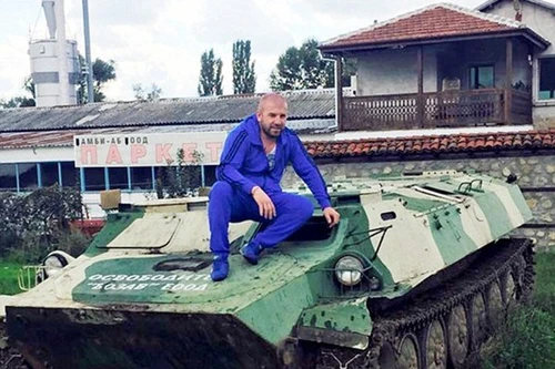 Trùm "xã hội đen" Bulgaria điều xe bọc thép, chó săn bắt người tị nạn dọc biên giới 