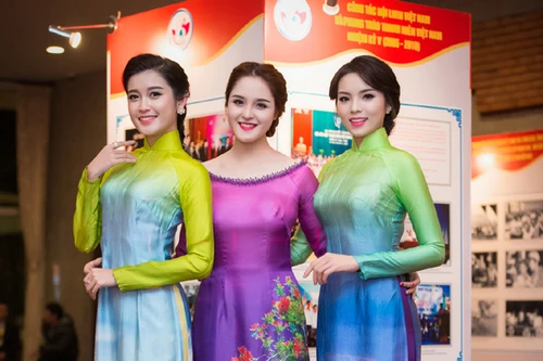 Hoa hậu Kỳ Duyên hội ngộ Á hậu Huyền My, Hoàng Anh