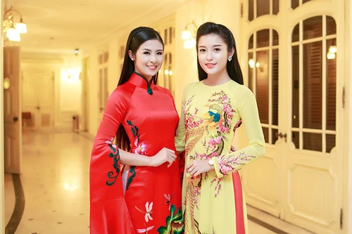 Ngọc Hân, Huyền My duyên dáng đọ sắc trong tà áo dài