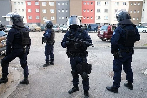 Phát hiện tài liệu liên quan IS tại nhà thủ phạm gây ra vụ tấn công tại Trèbes, Pháp