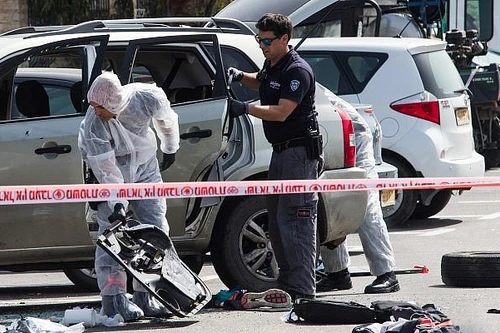 Tấn công bằng xe ô tô tại Israel