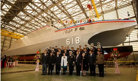 Tàu Đài Loan có thể “bịt mắt” tàu sân bay Liêu Ninh