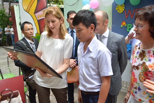 Ái nữ của Tổng thống Italia làm từ thiện tại TP.Hồ Chí Minh 