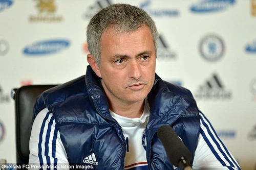 Real tính chuyện tái hợp với Mourinho