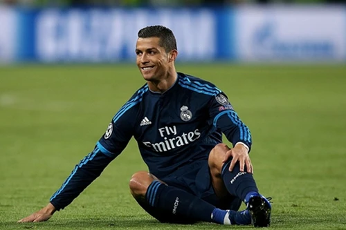 Ronaldo nhờ cậy "cầu thủ thứ 12" cho một đêm huyền ảo